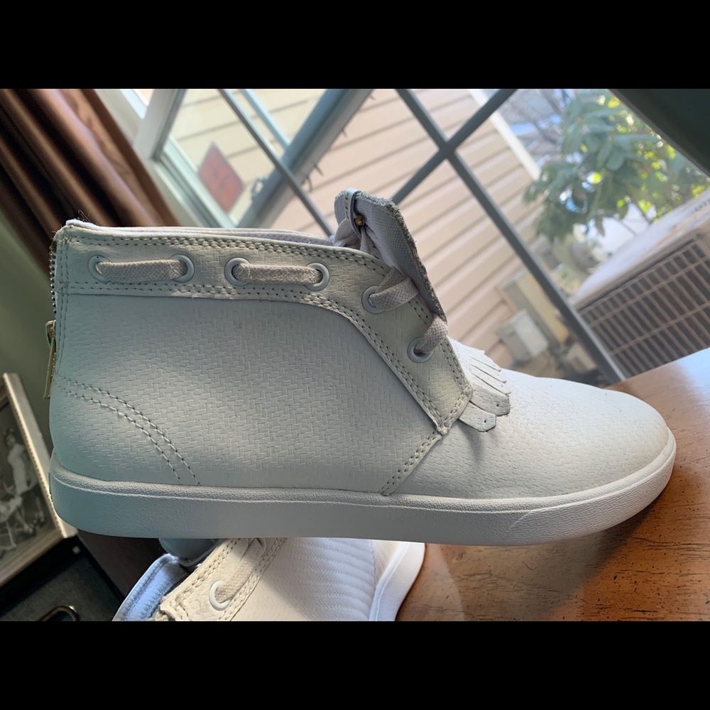 SOLD SOLD SOLD  Diamond Supply Co Sneakers Tennis